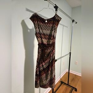 Sz 10 Connected Apparel dress, brown and burgundy chevron